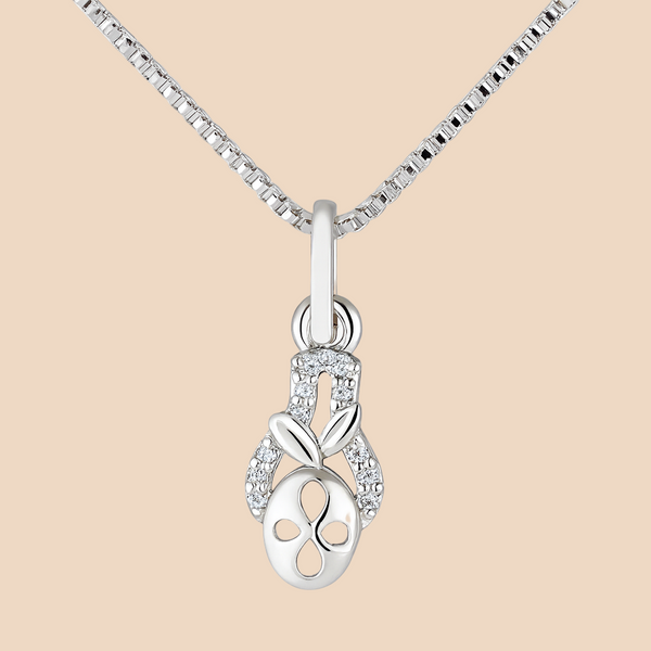 Elegant Oval Floral Pendant Necklace in 925 Sterling Silver