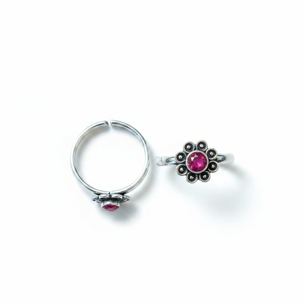 925 Sterling Silver Oxidised Floral Toe Ring with Ruby Stone | BIS Hallmarked adjustable Bichiya Pair