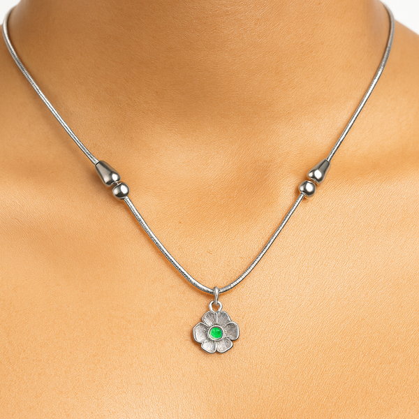 925 Sterling Silver Green Stone Floral Pendant Necklace